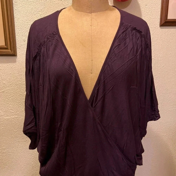 Dollz Eggplant V-neck Open Front Wrap Pullover Top Size L - Picture 2 of 9